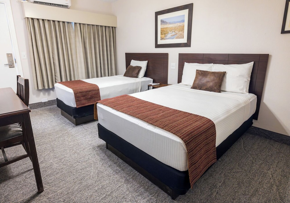 Standard Room with 1 Double Bed & 1 Twin Bed