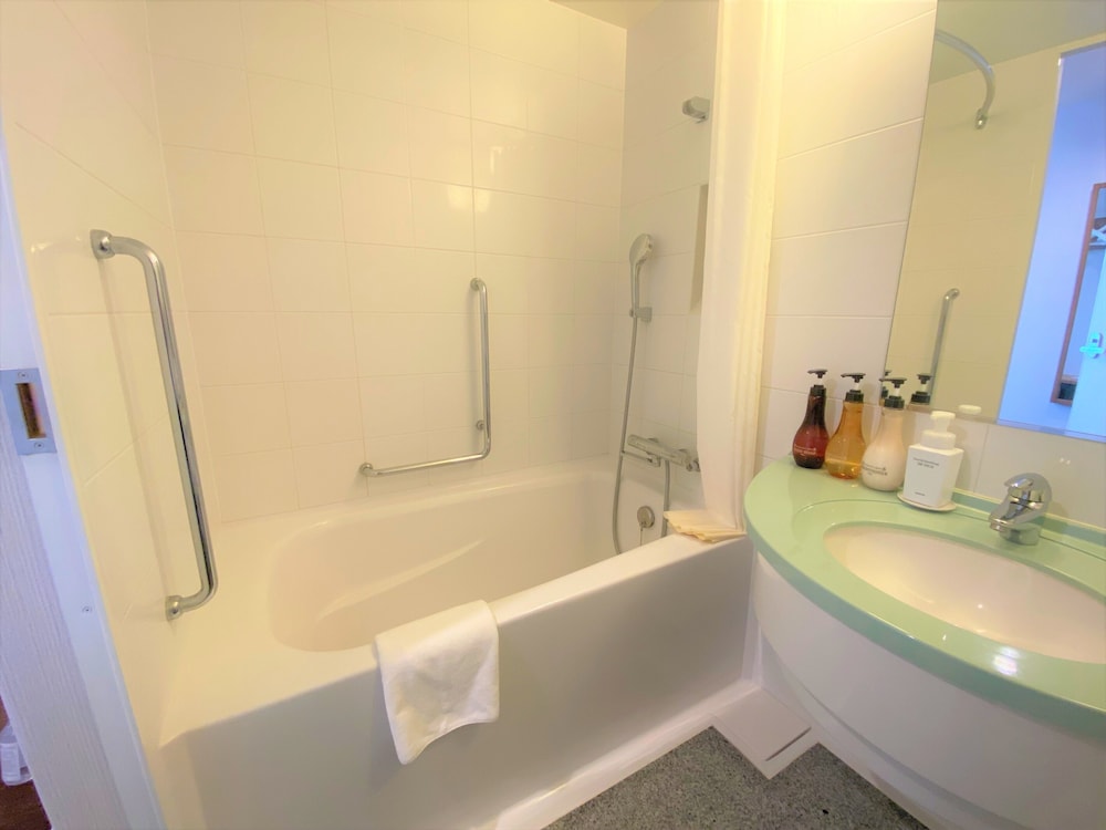 Superior Twin Room, 2 Twin Beds, Non Smoking - Photo 16