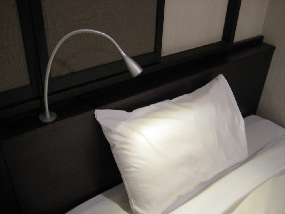 Single Room, Non Smoking - Photo 5