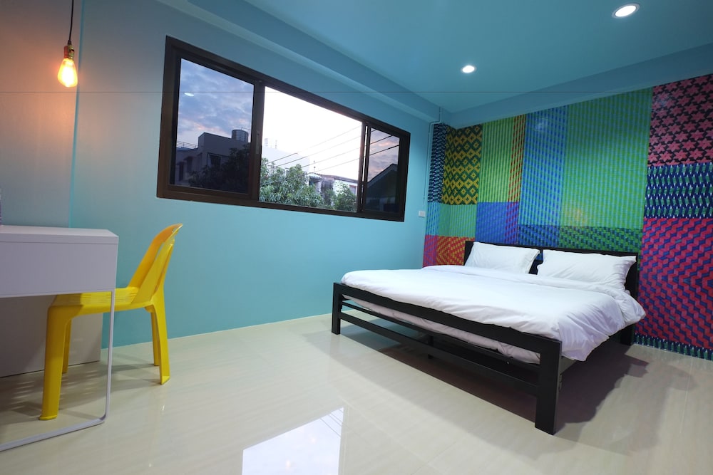 Double Room with Shared Bathroom photo 3