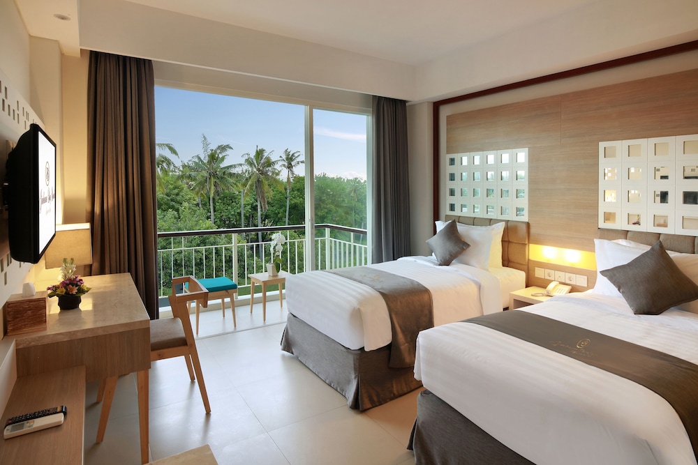 Trunajaya - Deluxe Double or Twin Room
