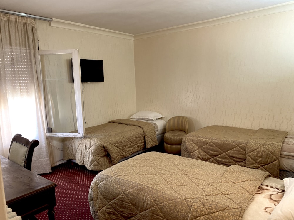 Triple Room photo 2