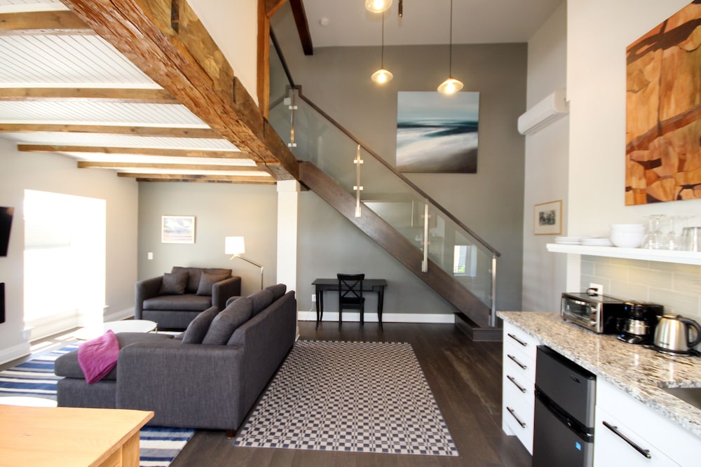 Loft Suite 2 photo 3