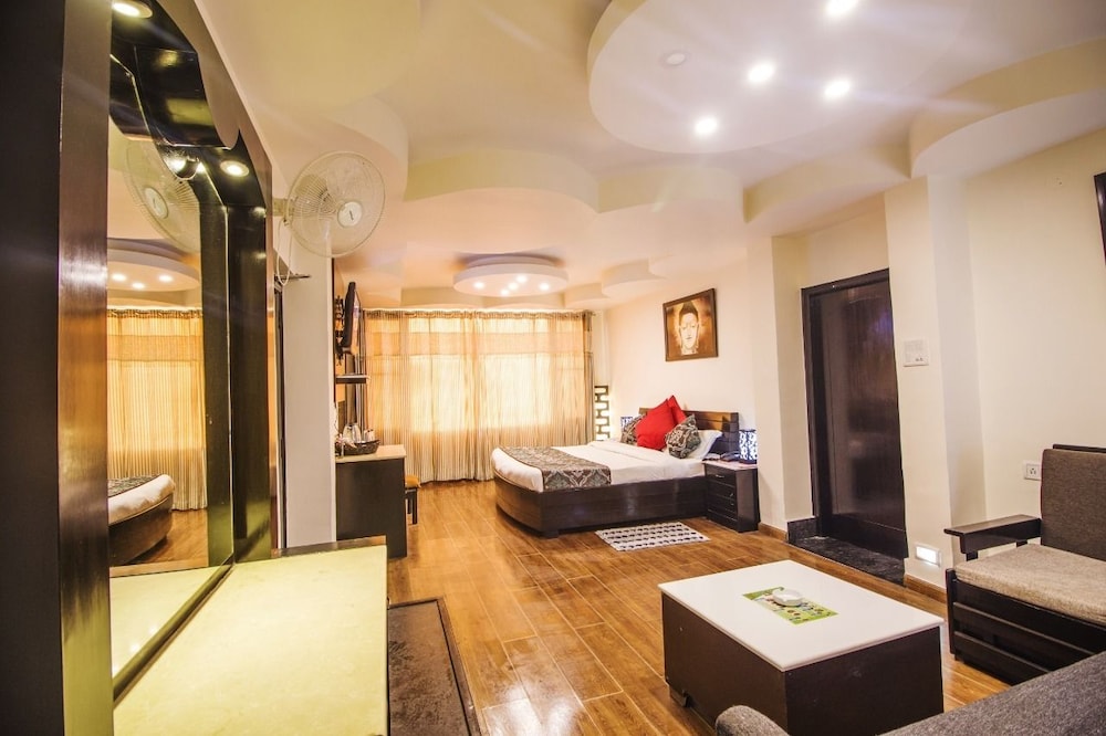 Junior Double Room