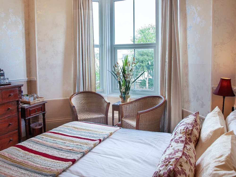 Deluxe Double Room, Ensuite photo 2