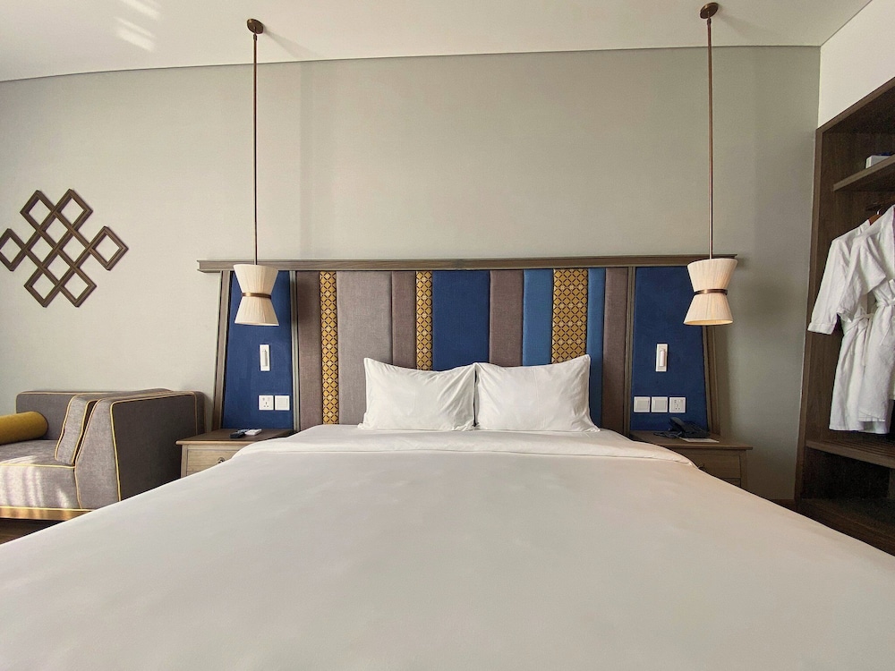 Luxury Single Room, 1 King Bed, Sea View, Sea Facing
