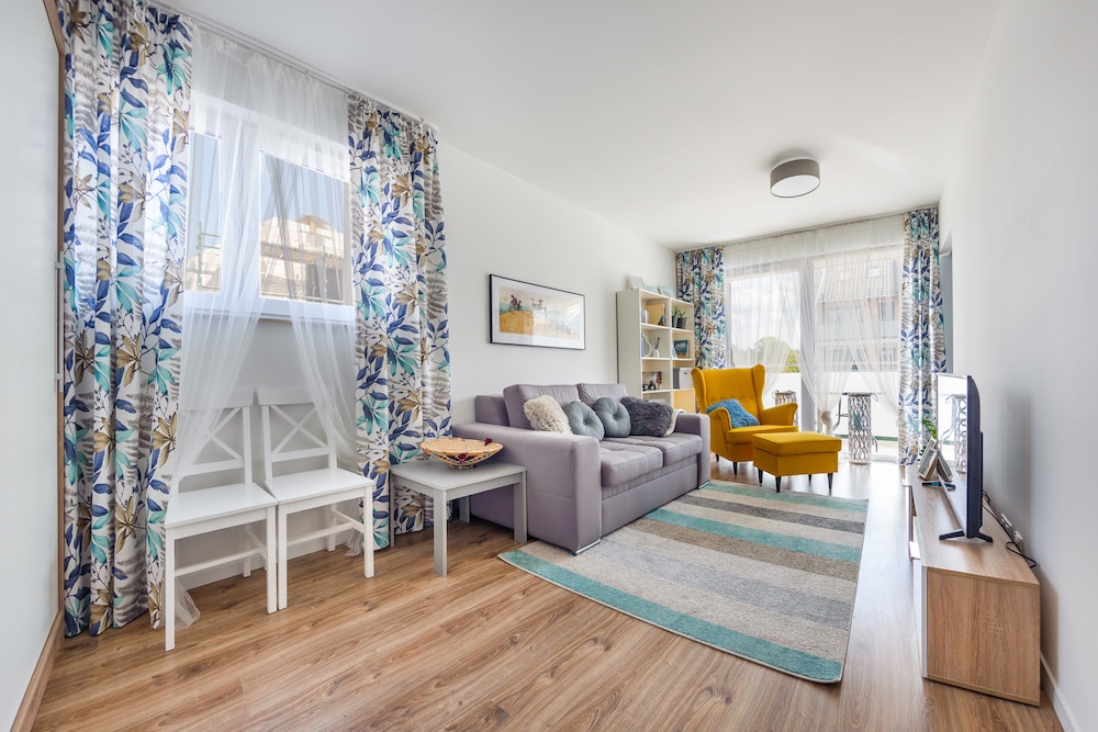 Apartment (40C/3C) photo 1