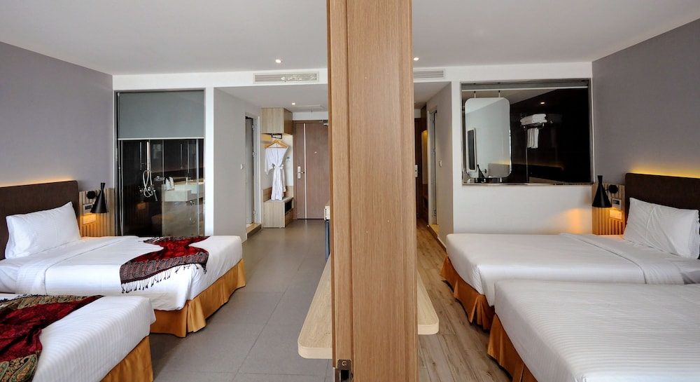 Family Room - Photo 1