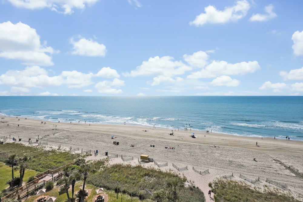 Standard Room, Oceanfront - Photo 5