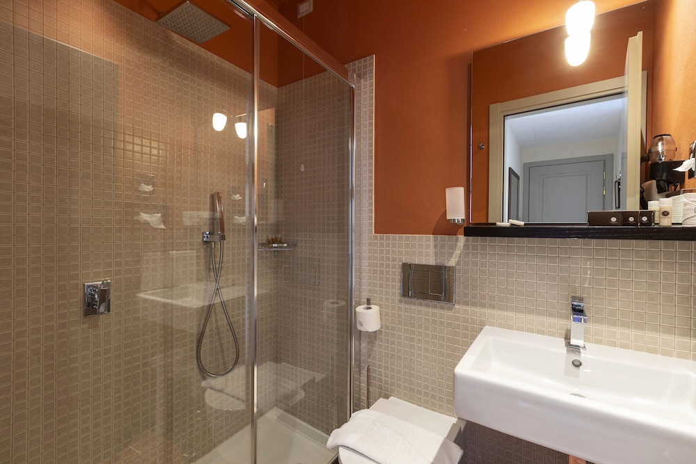 Deluxe Double Room, Lake View - Photo 14