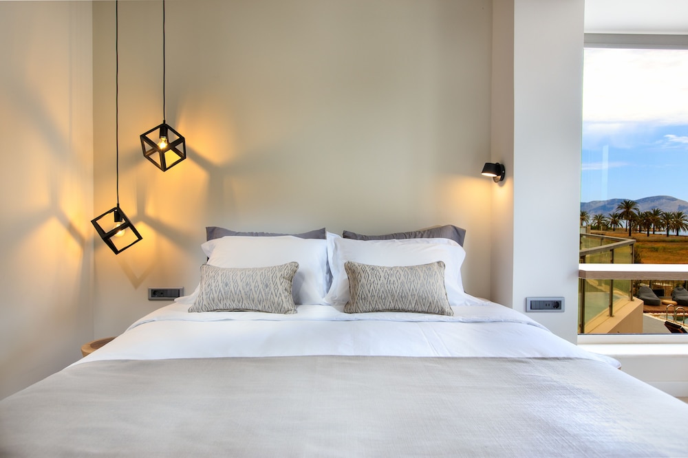 Deluxe Double Room, Sea View - Photo 4