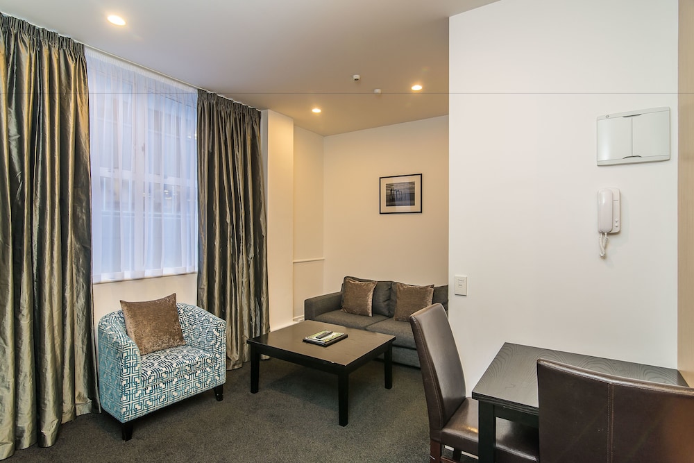 1 Bedroom Twin Apartment - Photo 7