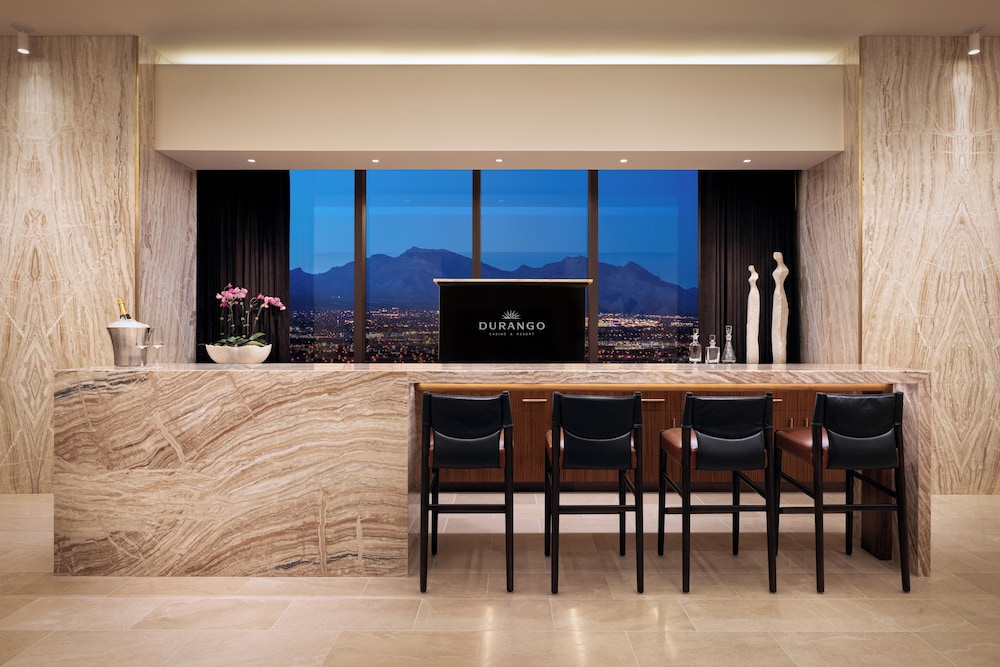 Vista King Suite