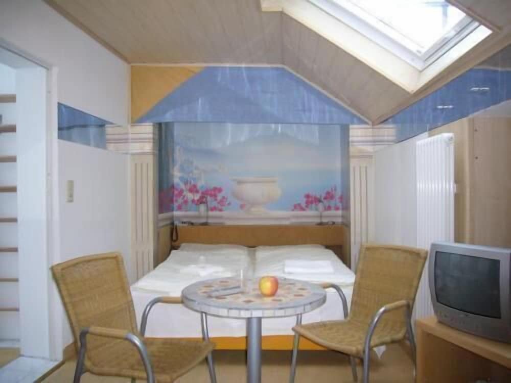 Theme-Room "Wolke 7" with kitchen photo 1