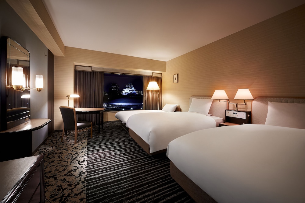 Economy Triple Room, Non Smoking, Castle View - Photo 1