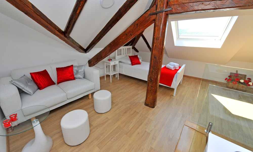 Deluxe Suite, Balcony, City View photo 1