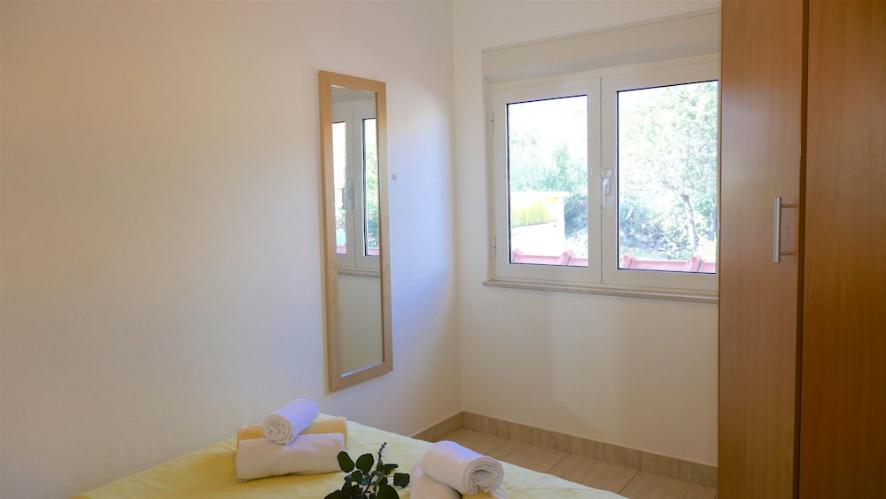 Apartment (A1)