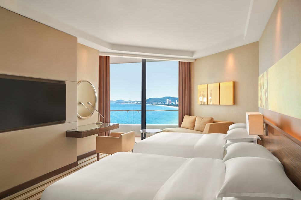 Room, 2 Twin Beds, Ocean View - Photo 5
