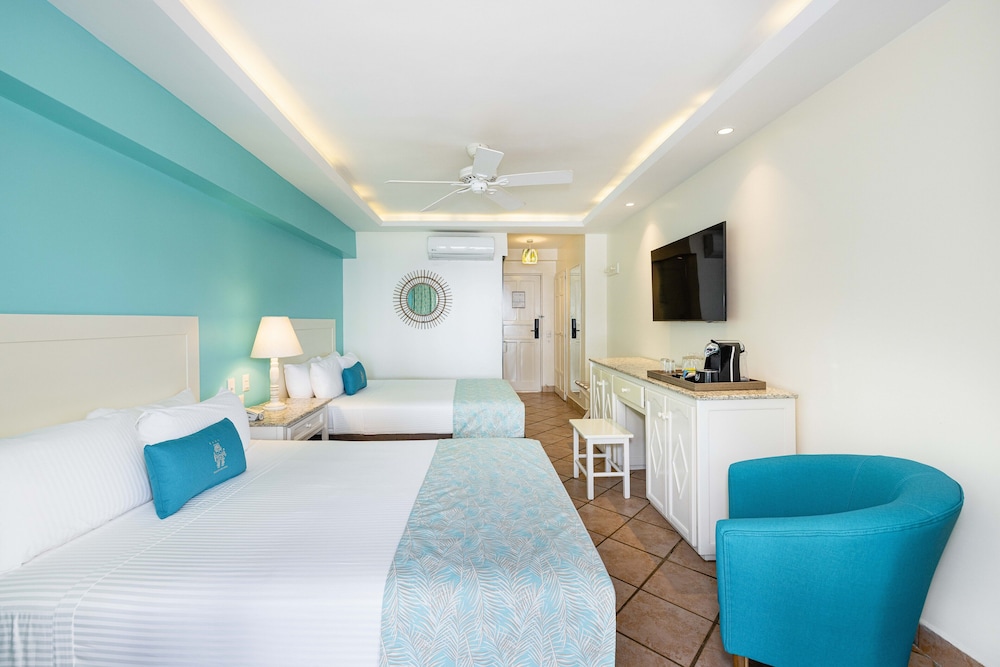 Sunset Ocean View Queen Beds - Photo 5