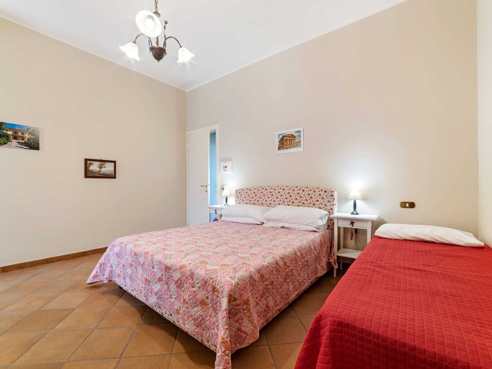 Villa photo 3