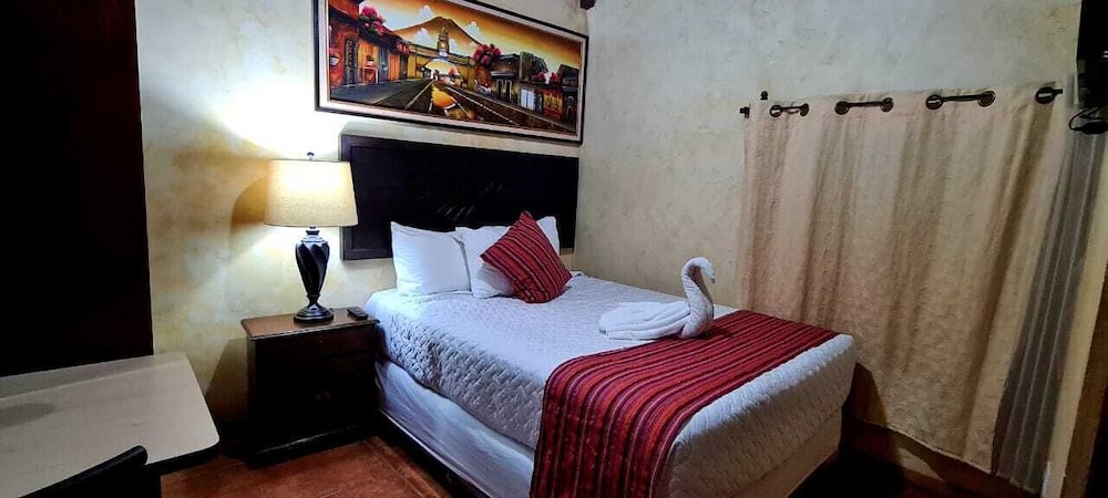 Room (#7) photo 2