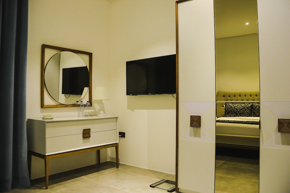 Luxury Villa, 3 Bedrooms photo 3