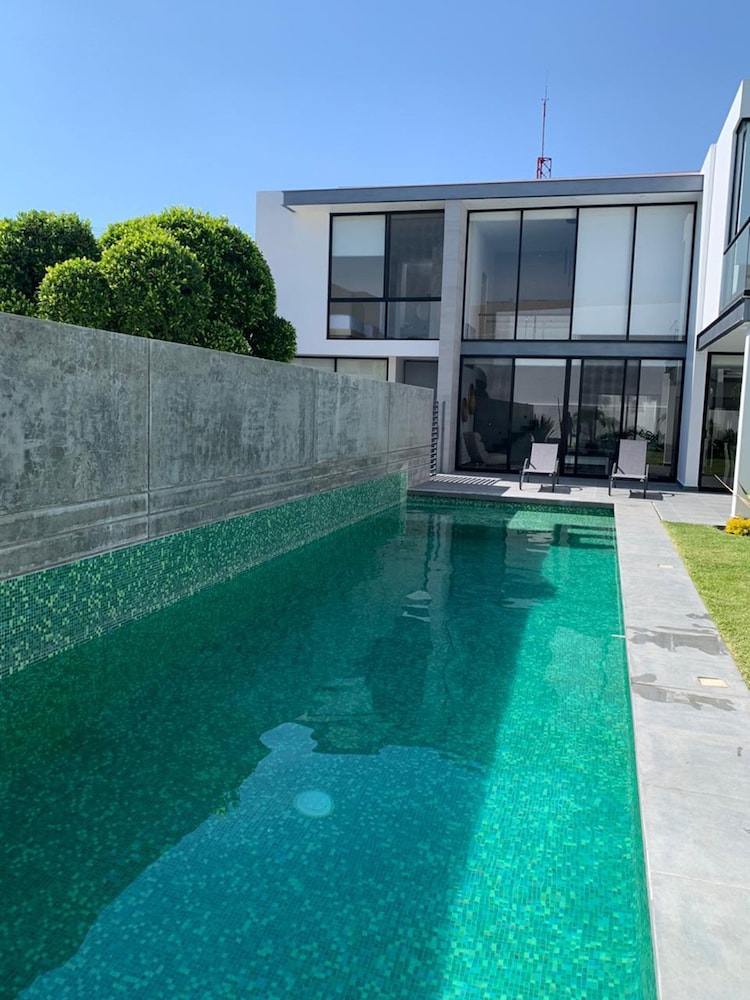 Grand Villa