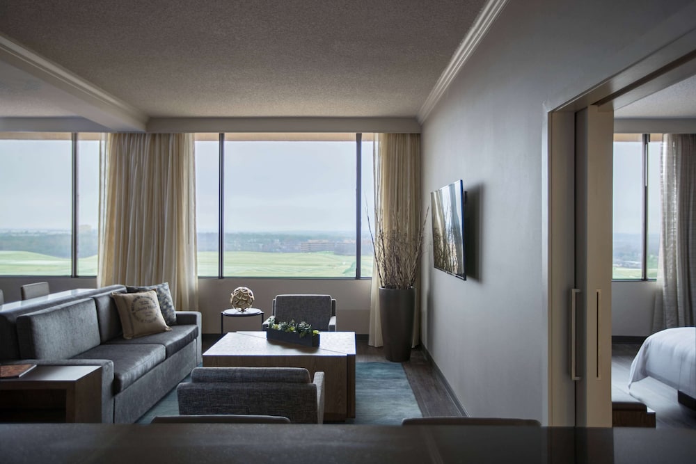Standard Suite - Photo 2