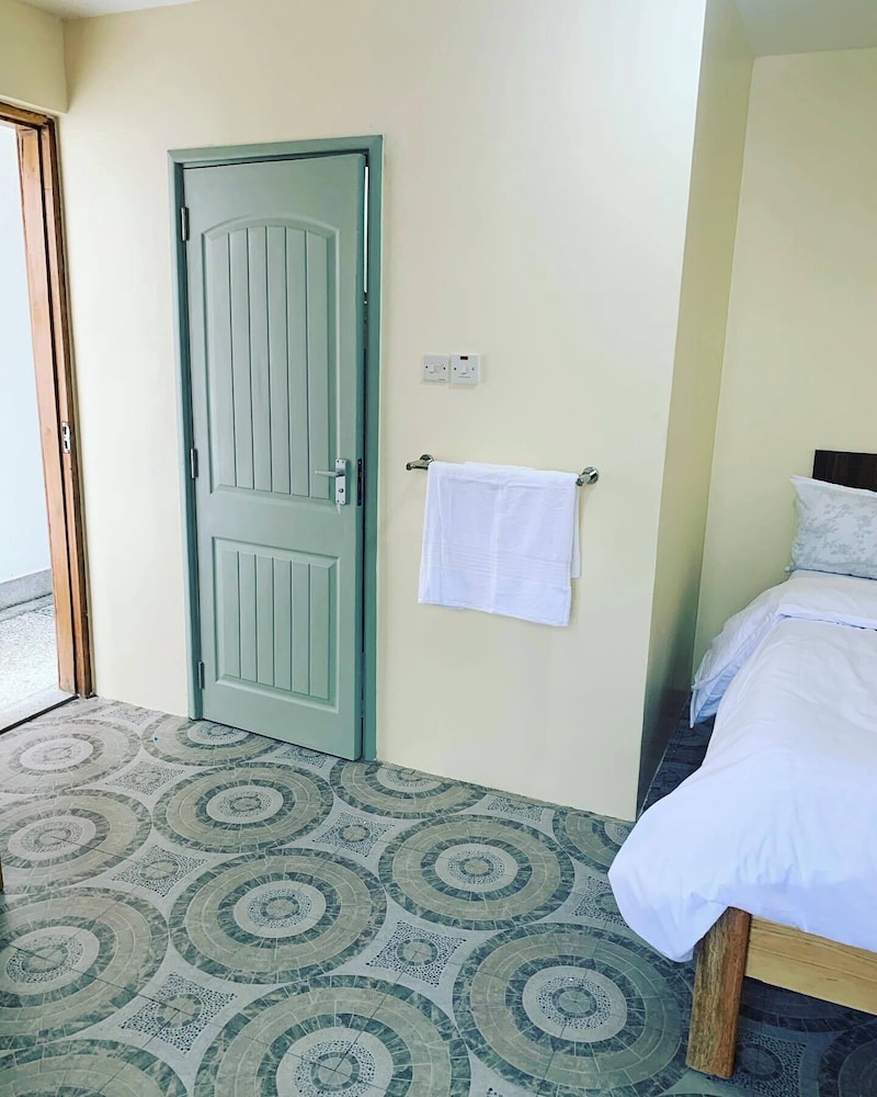 Deluxe Single Room, City View photo 3