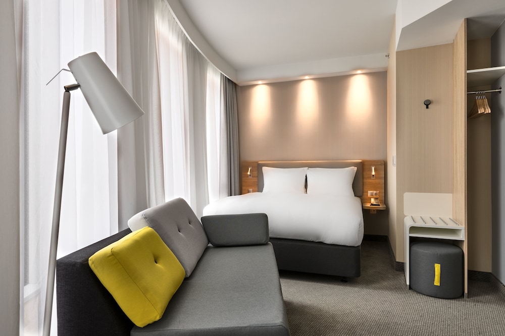 Standard Room, 1 Double Bed with Sofa bed, City View - Photo 1