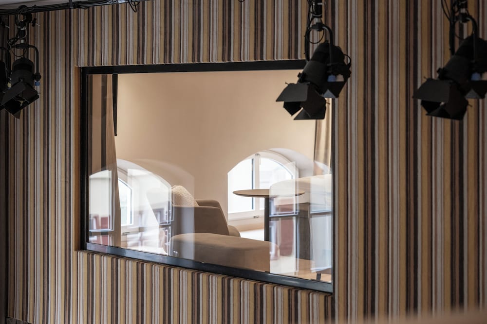 Gallery Suite photo 3