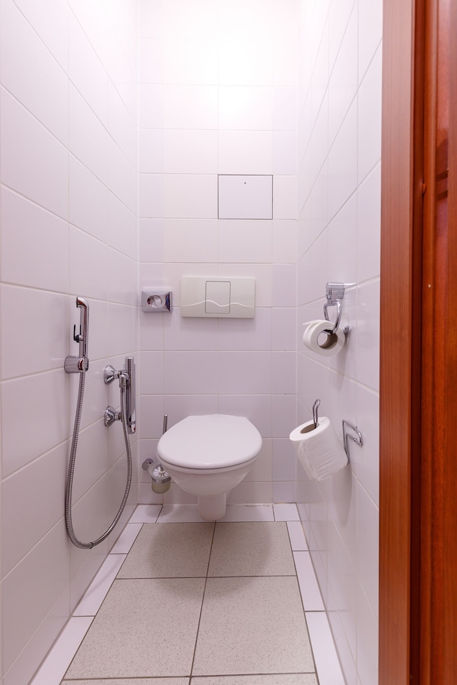 Double or Twin Room - Photo 6