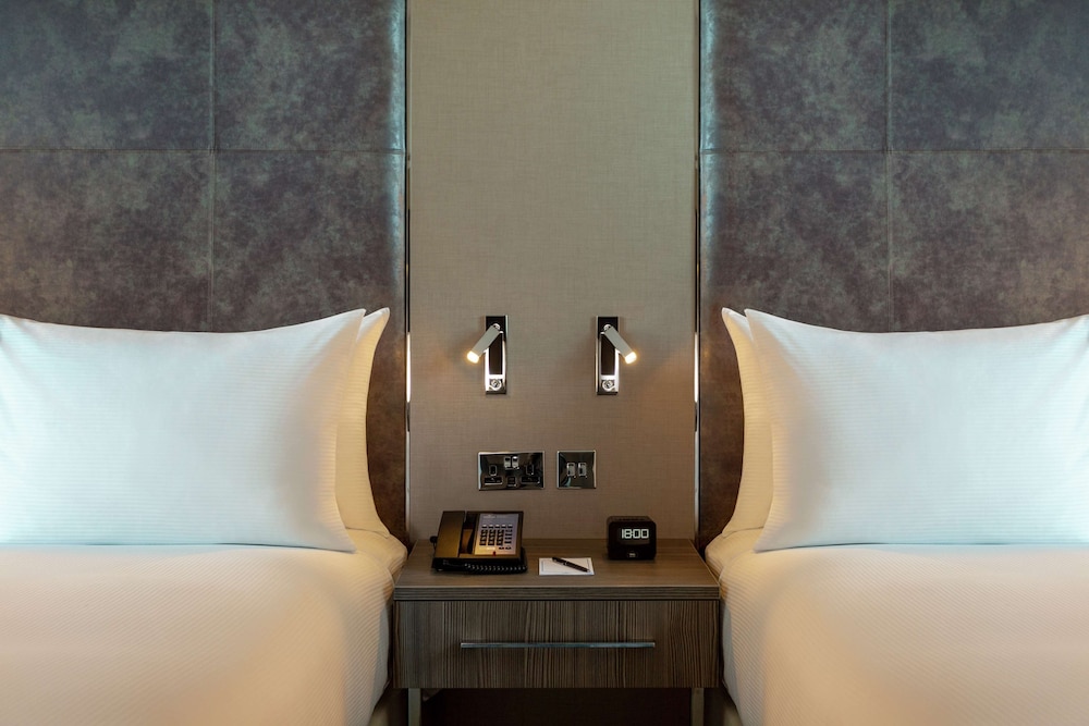 Executive Twin Room, 2 Queen Beds - Photo 2
