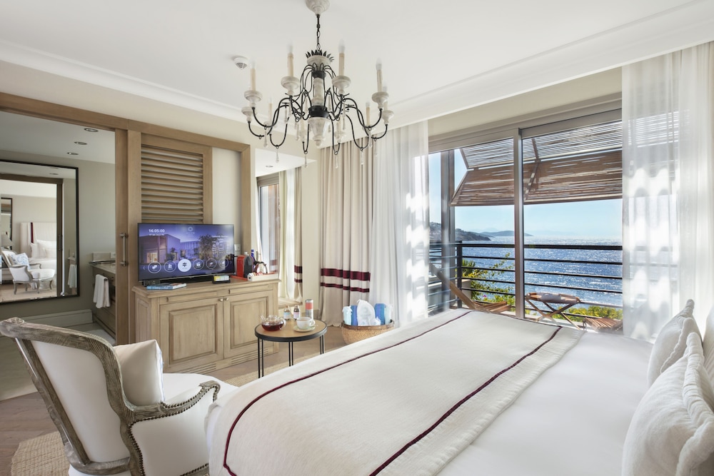 Deluxe Room, Bathtub (Infinity)