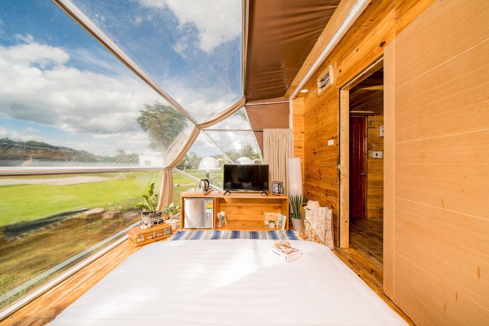Two Bedroom Tent - Photo 14