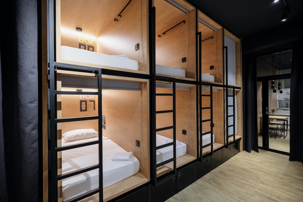 Shared Dormitory (SmartBox mixed dorm for 16 capsules) photo 1