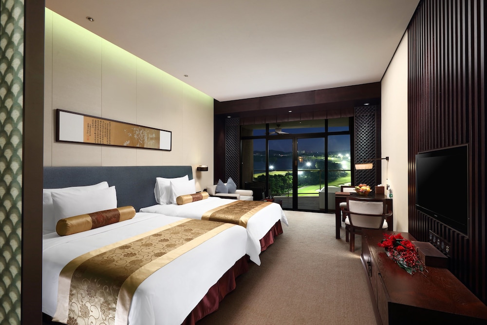 Deluxe Twin Room photo 1