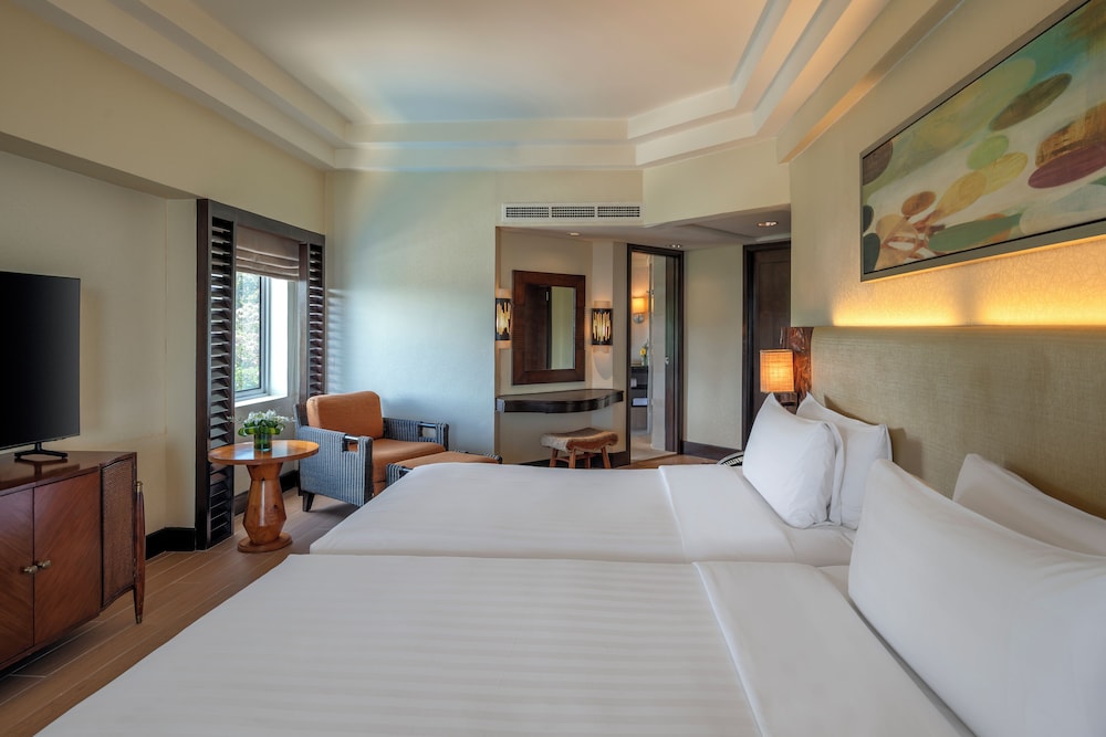 Panoramic Suite, 2 Twin Beds (Ocean Wing)