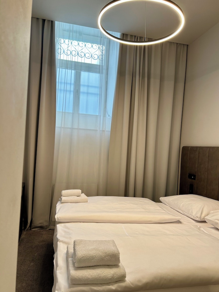 Economy Double or Twin Room - Photo 1