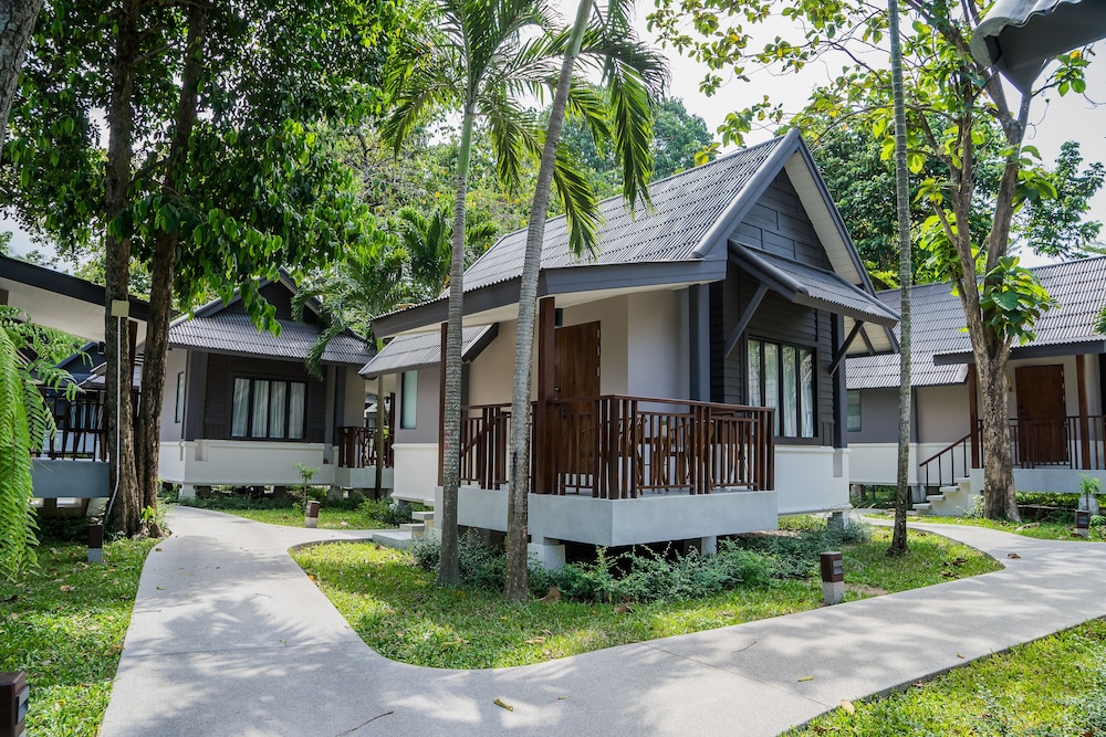 Premier Villa - Photo 5