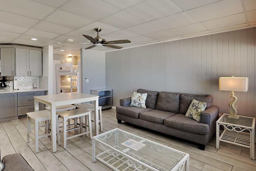 Condo, Multiple Beds, Balcony, Ocean View (#221 - No Pets)