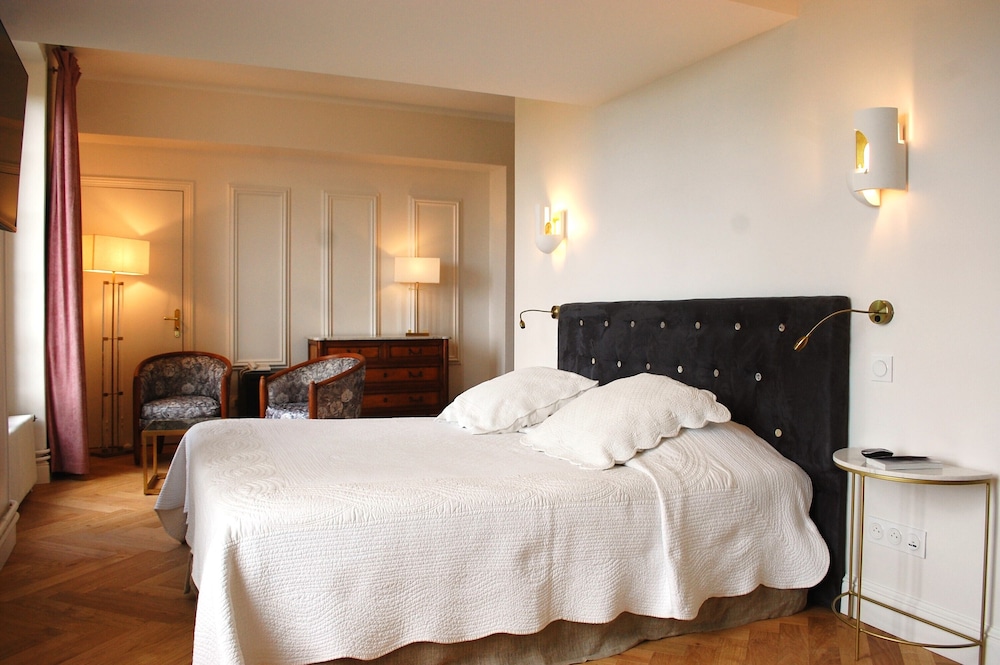 Junior Suite Double or Twin Room( Vue Vallee) photo 2