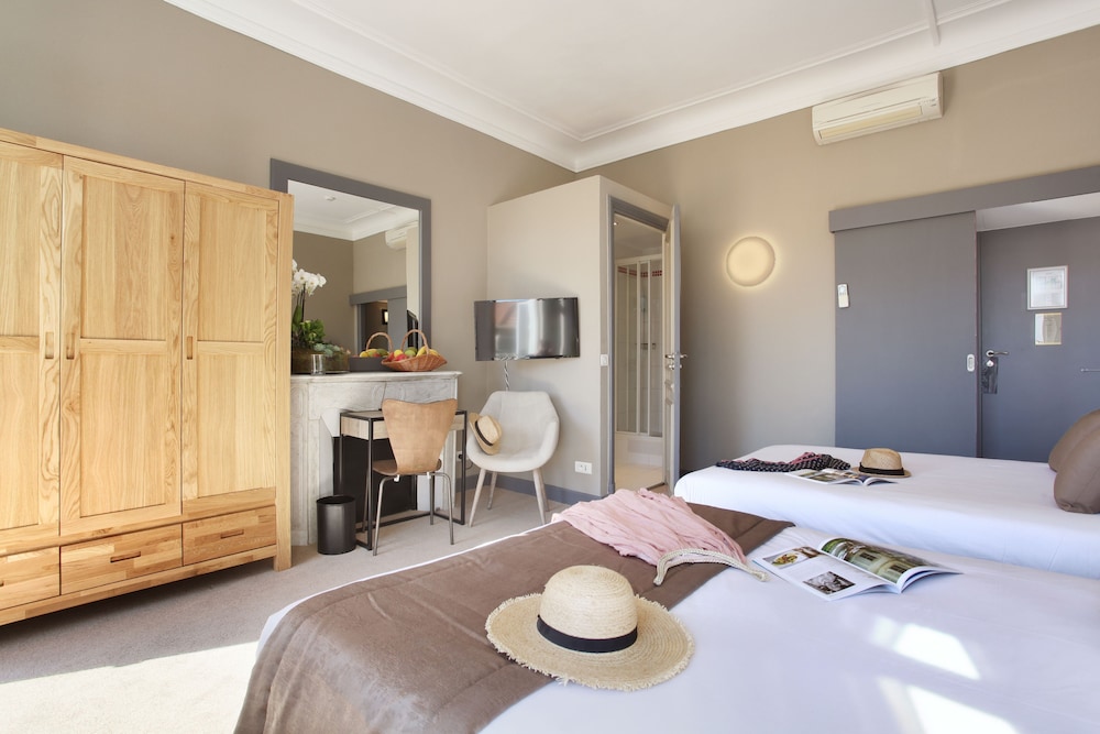 Quadruple Room - Photo 3