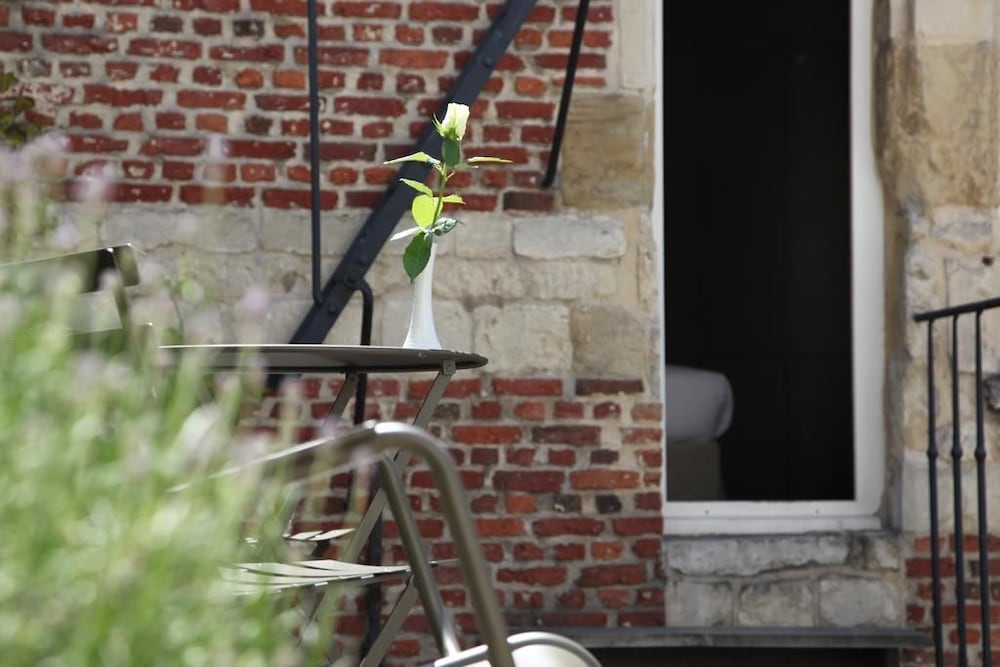 Julien Experience terrace photo 3