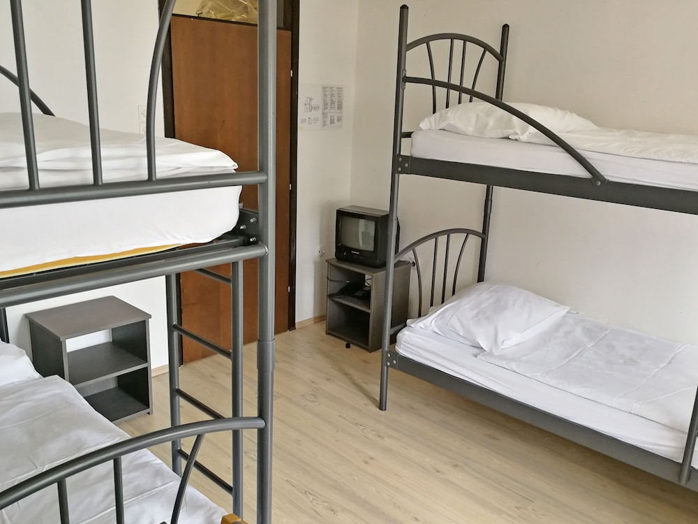 Economy Shared Dormitory, Multiple Beds (4) photo 3