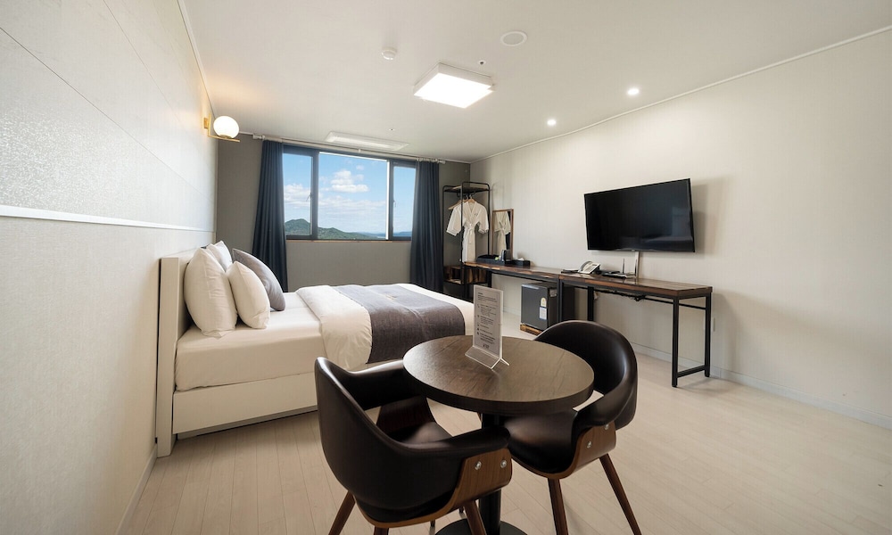 [Exclusive Special Offer] Deluxe Double Room - Photo 10