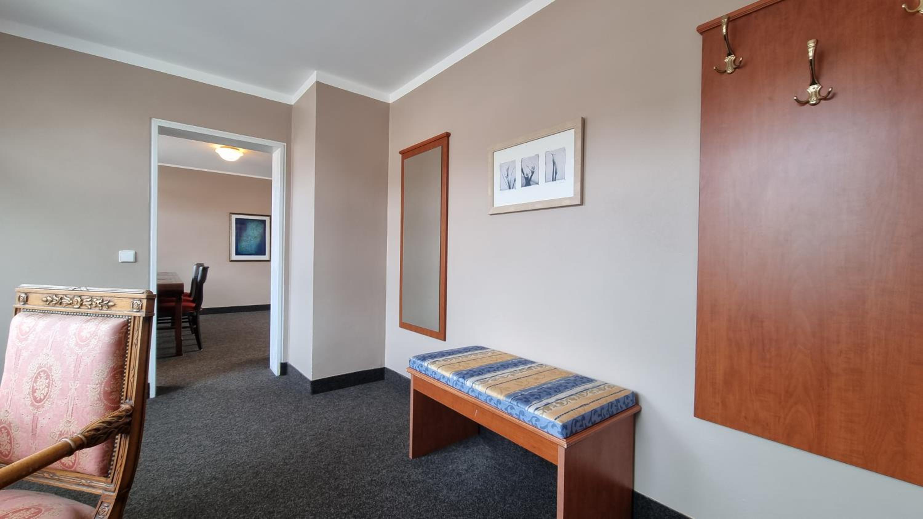 Family Suite with Balcony photo 3