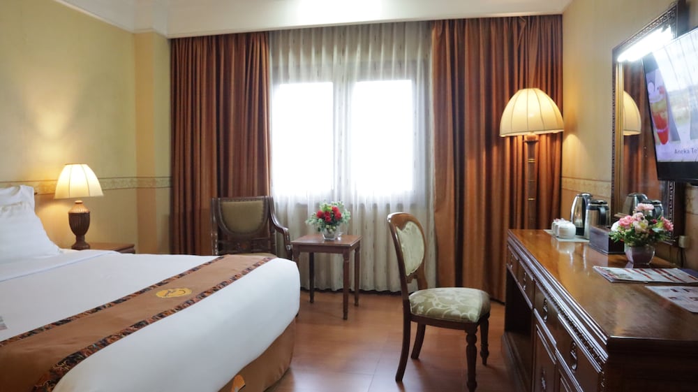 Superior Room, Smoking, City View photo 2