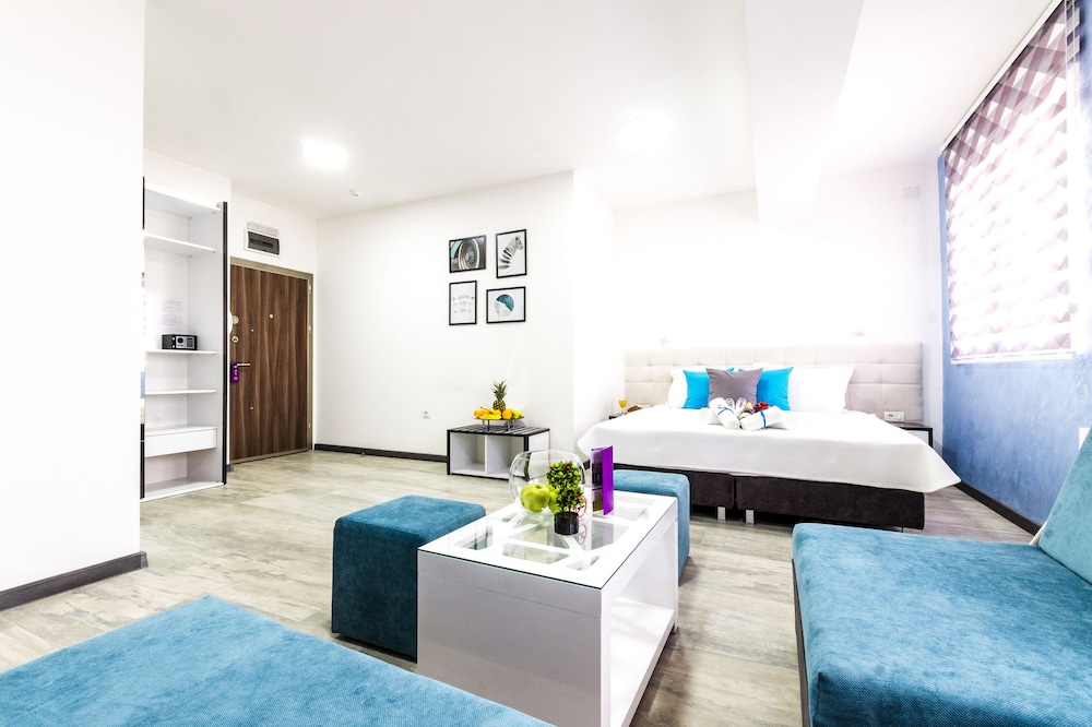Superior Apartment City view photo 3
