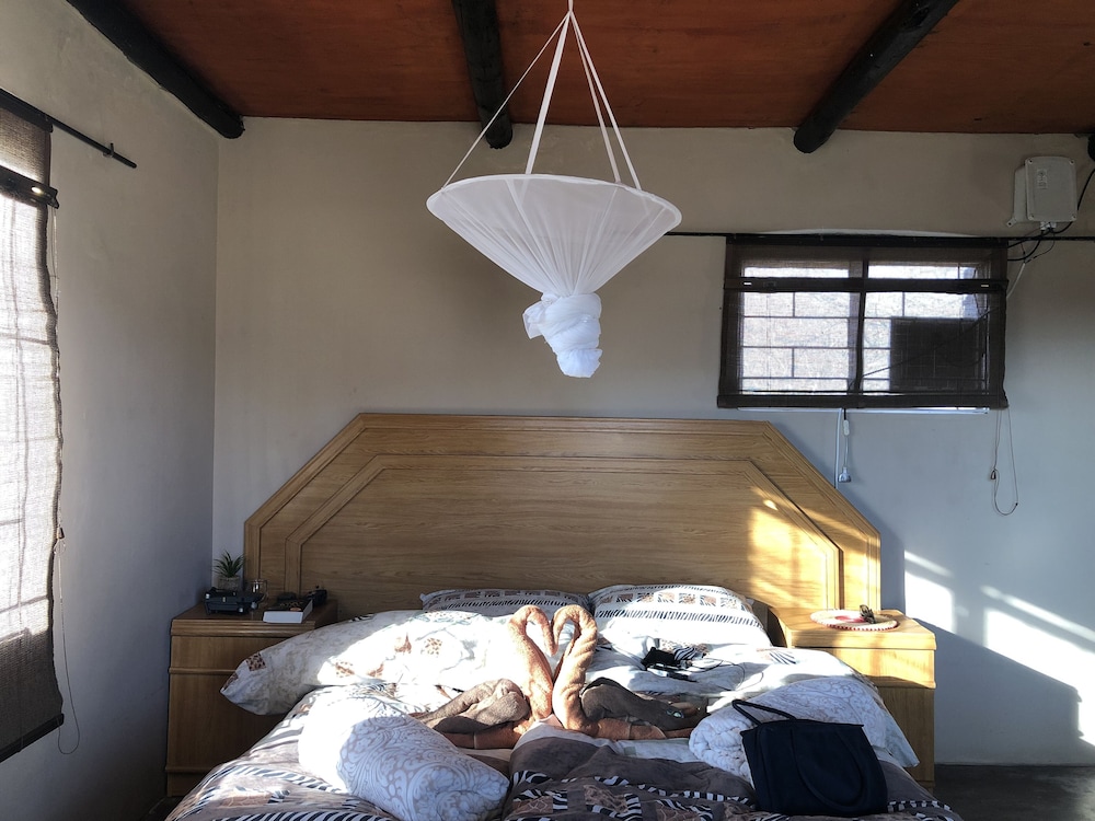 Room (Davidsdraai Chalet one self catreing) photo 1